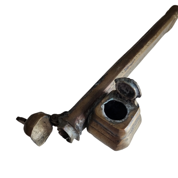 ANTIQUE brass Middle Eastern travlers inkwell and quill case - Picture 3 of 16